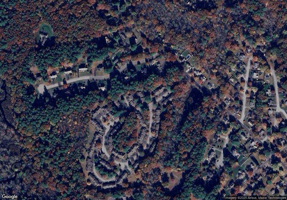 2 Hawthorne Village unit D,2, Franklin, MA 02038 - photo 1