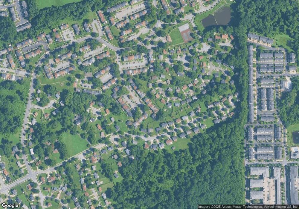 513 Peacock Dr, Hyattsville, MD 20785 - photo 1