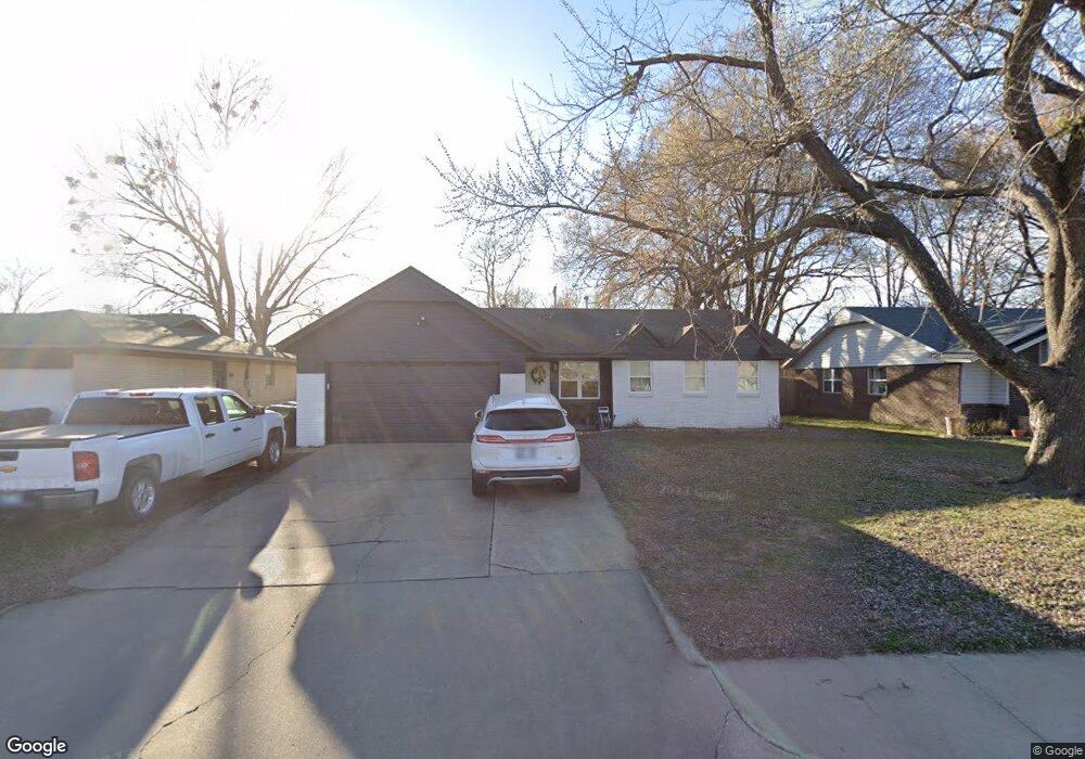 505 N Chambers Trail, Claremore, OK 74017 - photo 1