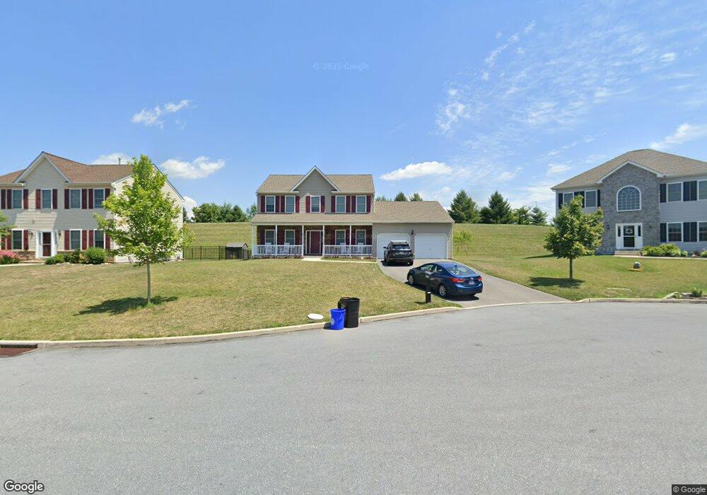 5313 Braddock Ct, Bethlehem, PA 18017 - photo 1