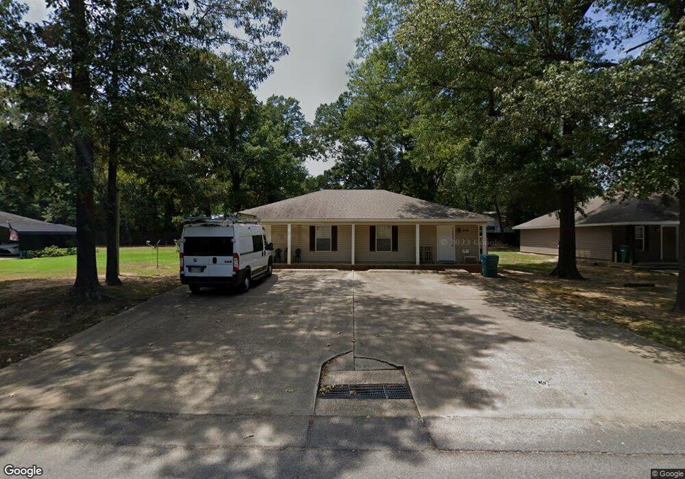 725 Buatt St, Bastrop, LA 71220 - photo 1