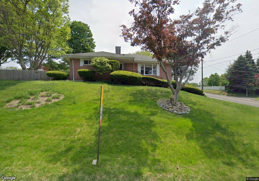 4 Flint St, Trumbull, CT 06611 - photo 1