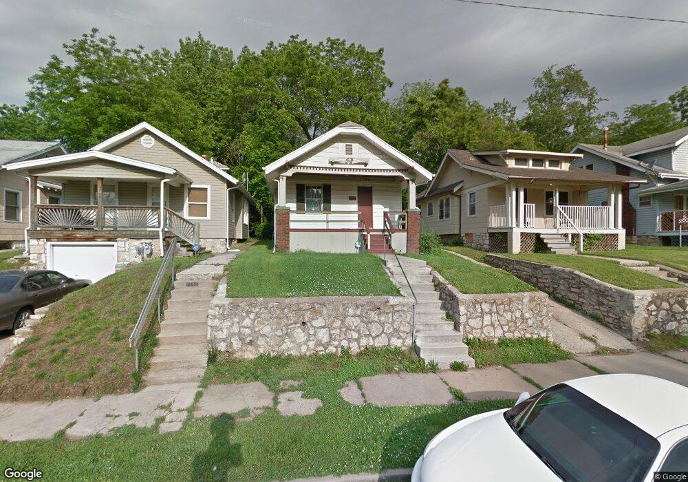 5706 Euclid Ave, Kansas City, MO 64130 - photo 1