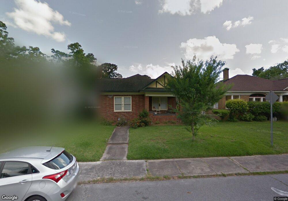 305 E 51st St, Savannah, GA 31405 - photo 1