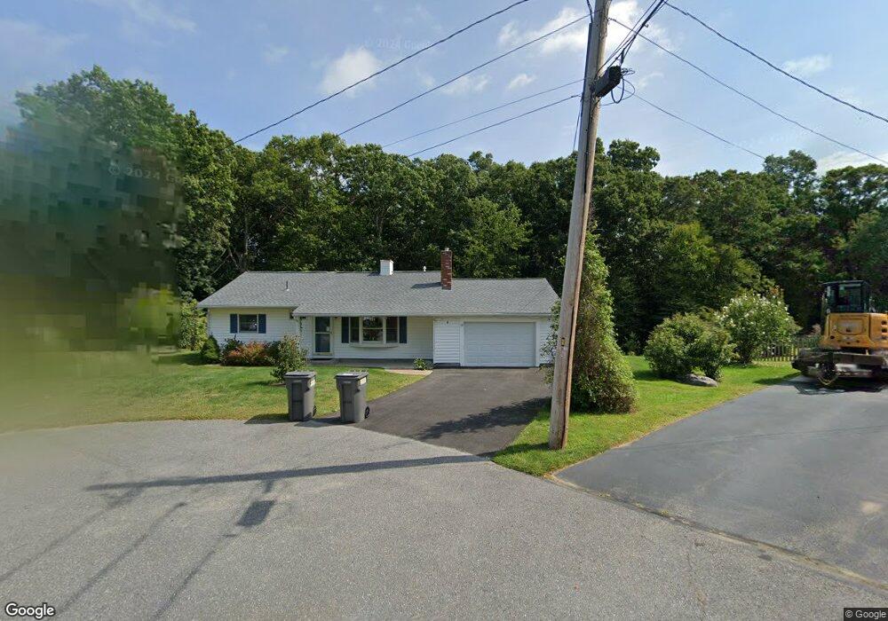 2 Laurel Ct, Acton, MA 01720 - photo 1