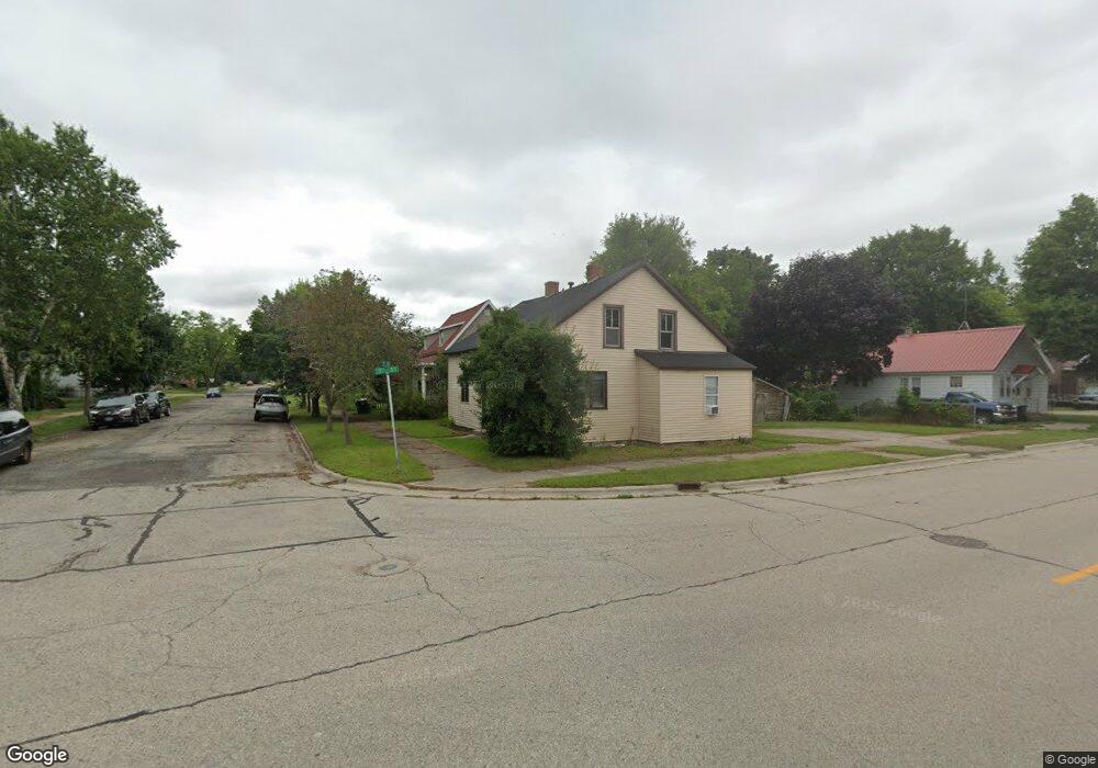 700 7th Ave, Menominee, MI 49858 - photo 1