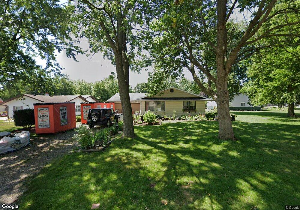 305 E Jefferson St, Philo, IL 61864 - photo 1