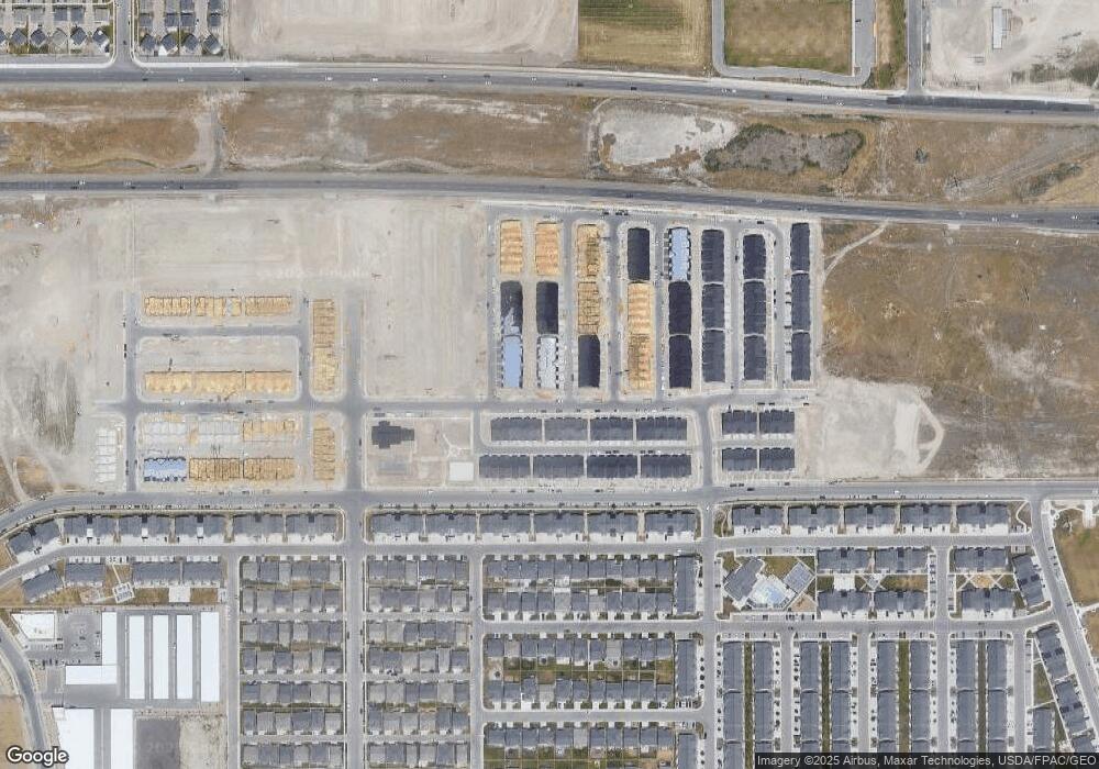 1967 N 3960 W unit 283, Lehi, UT 84043 - photo 1