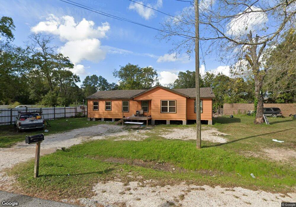 6917 Weyburn St, Houston, TX 77028 - photo 1