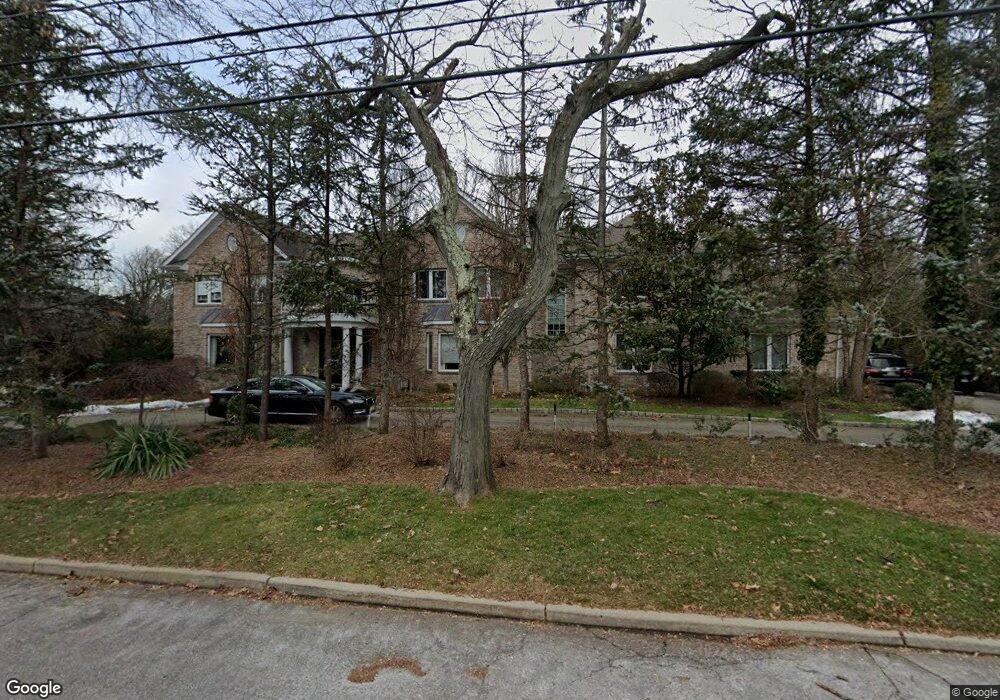 106 Roberts Rd, Englewood Cliffs, NJ 07632 - photo 1
