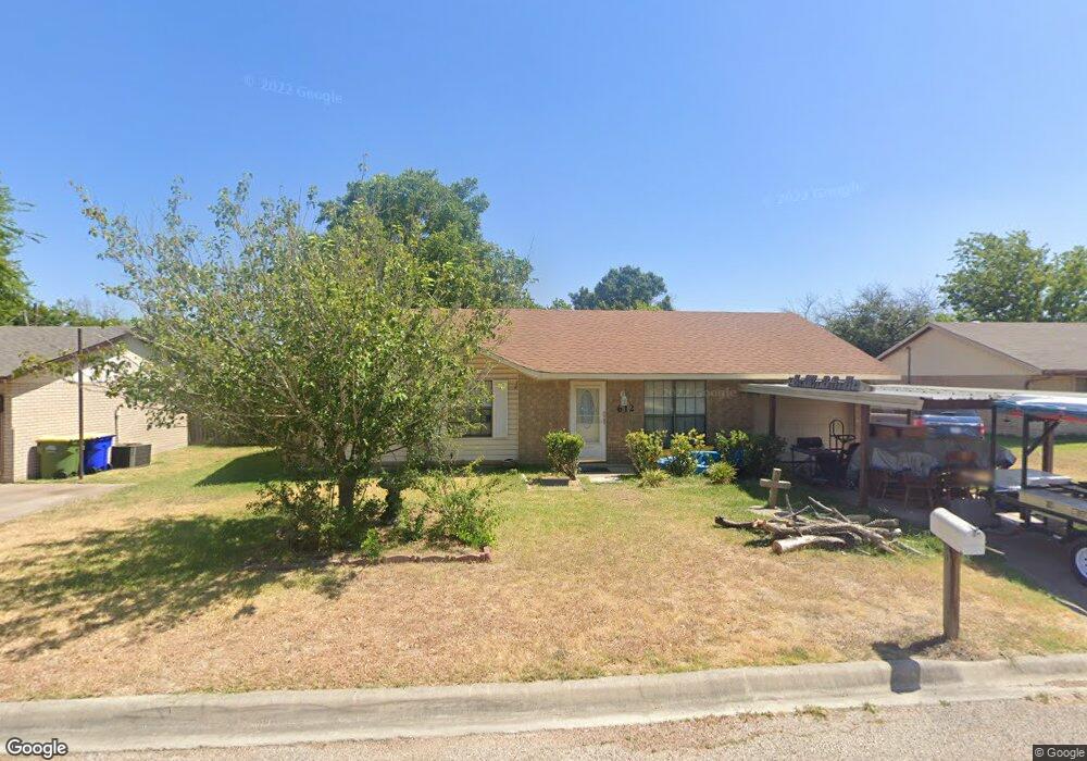612 Christine St, Troy, TX 76579 - photo 1