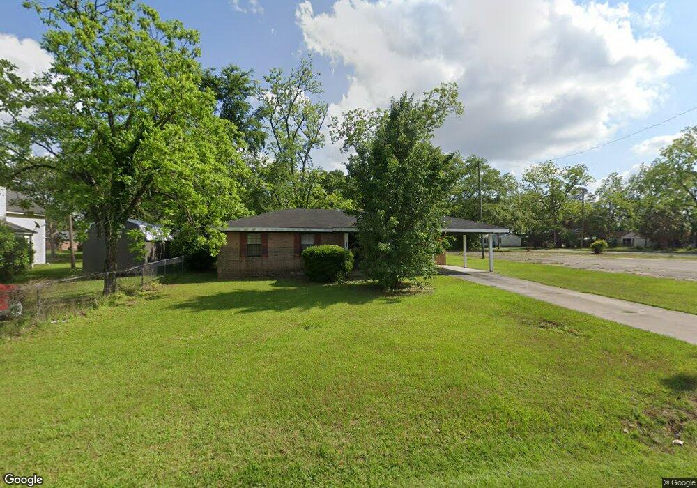 410 W Altamaha St, Fitzgerald, GA 31750 - photo 1