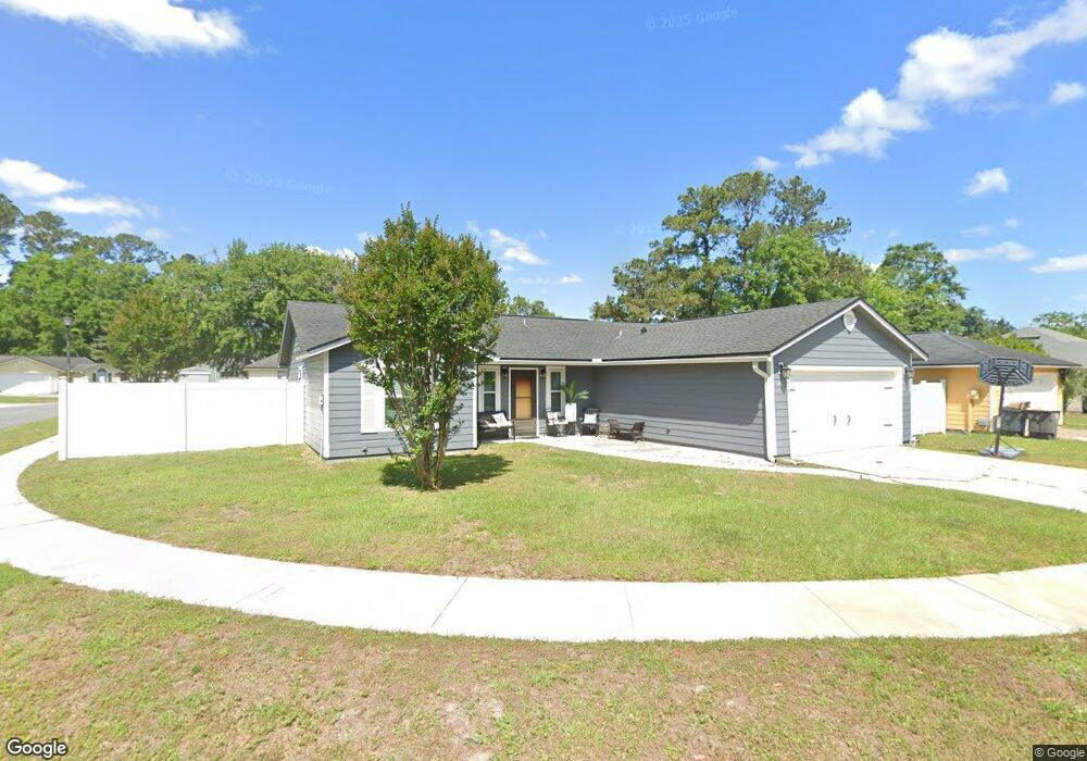 2576 Eiffel Cir E, Jacksonville, FL 32210 - photo 1