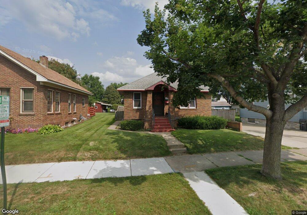 1709 9th St S, La Crosse, WI 54601 - photo 1