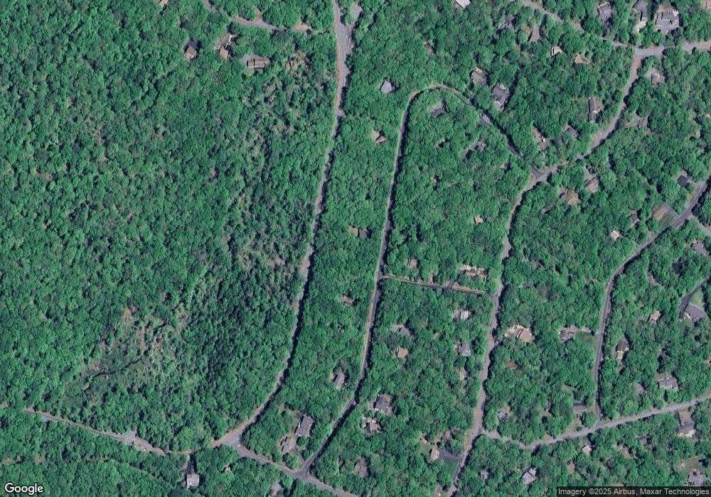 132 Eisenhower Dr, Hawley, PA 18428 - photo 1