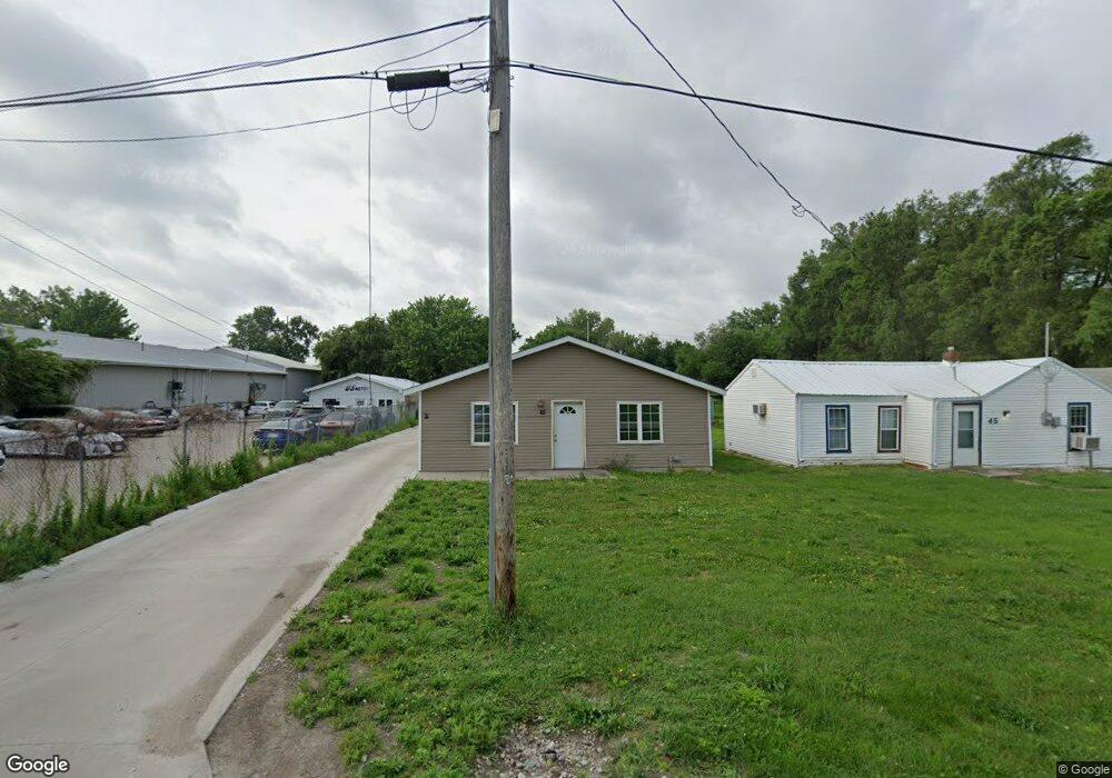 65 NE 47th Place, Des Moines, IA 50313 - photo 1