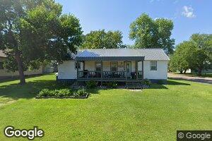 607 State Ave N, Wessington Springs, SD 57382