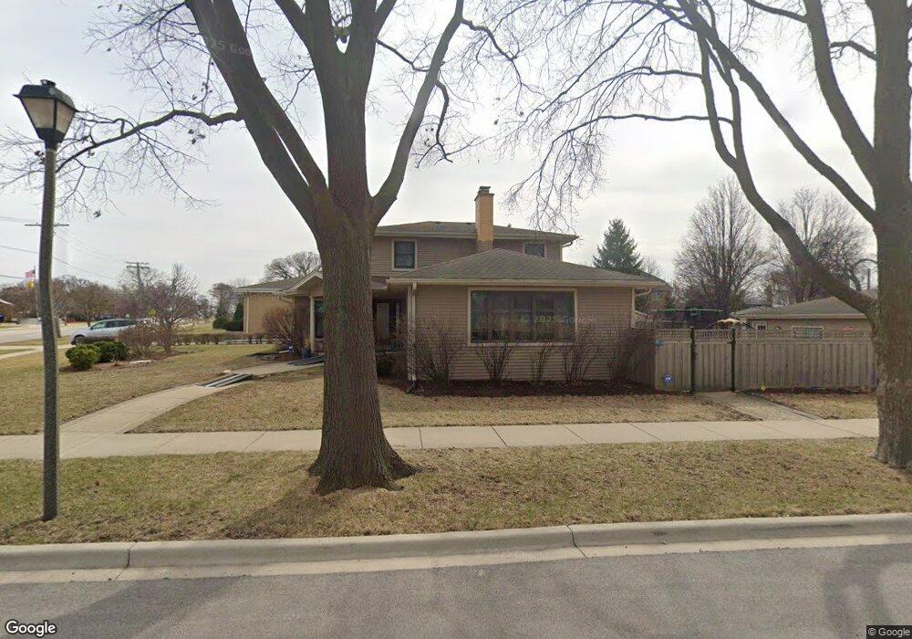 818 S York St, Elmhurst, IL 60126 - photo 1