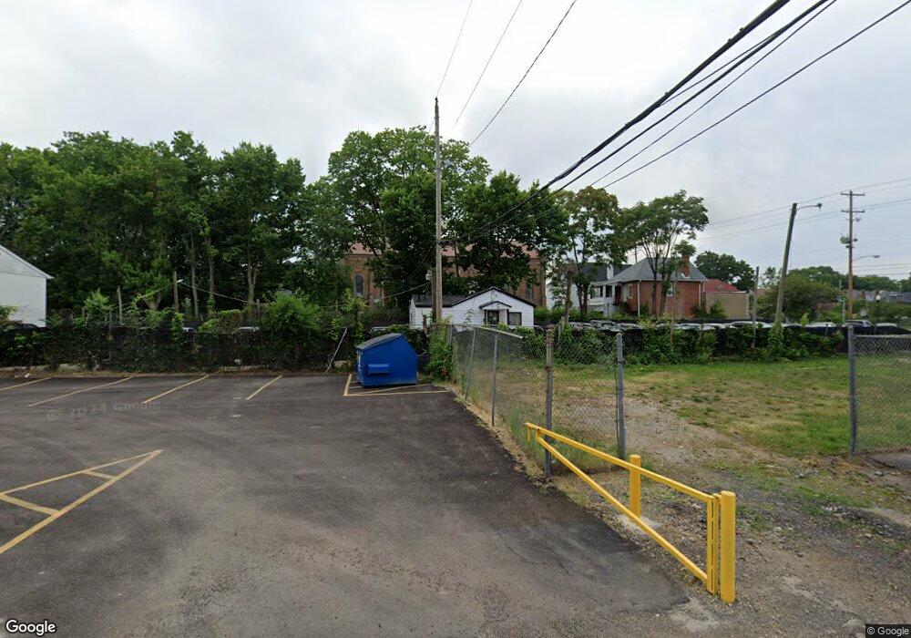 1701 E Main St, Columbus, OH 43205 - photo 1