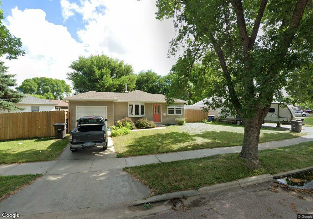 1402 E 5th Ave, Mitchell, SD 57301 - photo 1