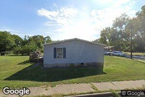 640 Meredocia St, Madison, IL 62060
