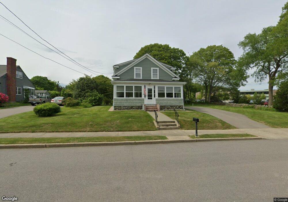 7 W Vine St, Pawcatuck, CT 06379 - photo 1
