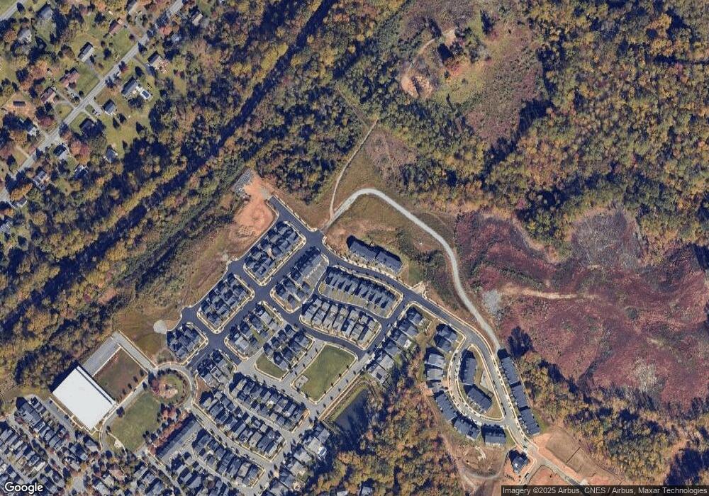 1946 Fowler St, Charlottesville, VA 22901 - photo 1