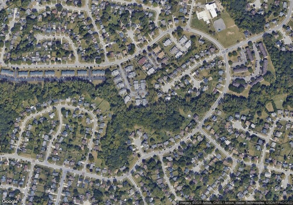 717 Cherry Hollow Rd unit 34B, Columbus, OH 43228 - photo 1