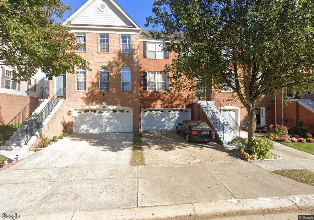 25500 Crossfield Dr, Chantilly, VA 20152 - photo 1