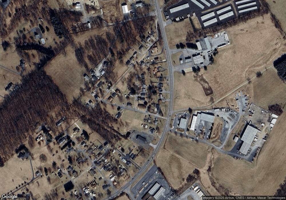 32 Brookewood Ave, Staunton, VA 24401 - photo 1