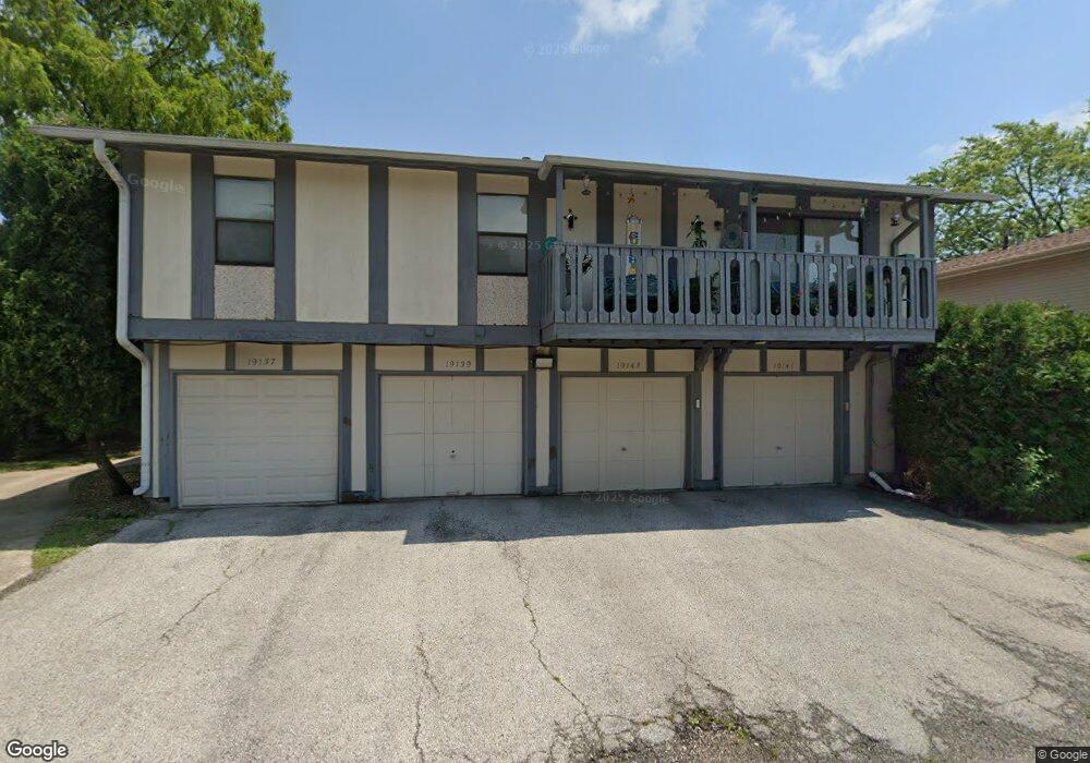 19143 Pine Dr unit 112, Country Club Hills, IL 60478 - photo 1