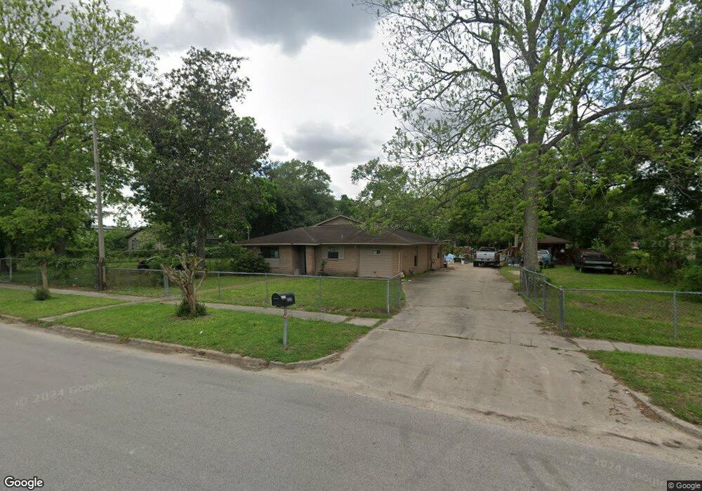 5625 Knox St, Houston, TX 77091 - photo 1