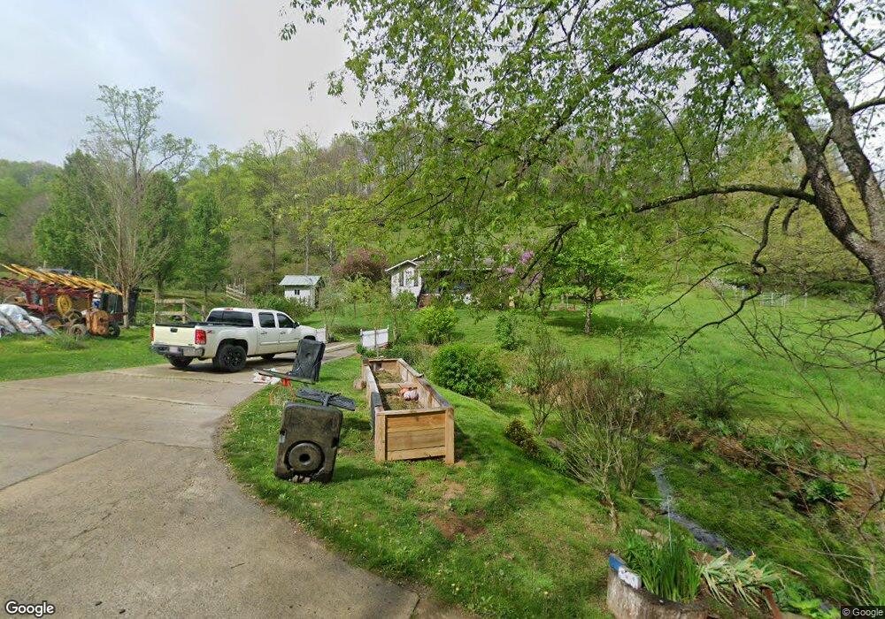 174 Gibbs Rd, Burnsville, NC 28714 - photo 1