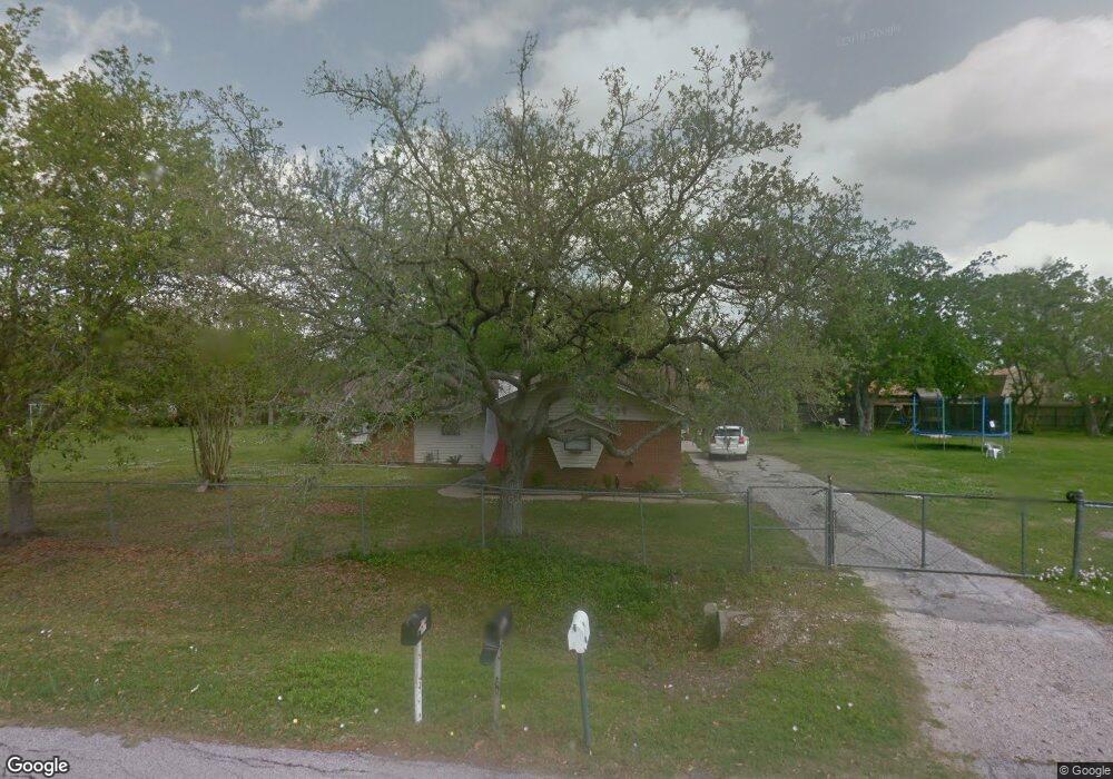 5901 Larrycrest Dr, Pearland, TX 77584 - photo 1