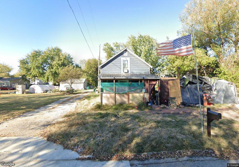 514 N 25th St, Parsons, KS 67357 - photo 1