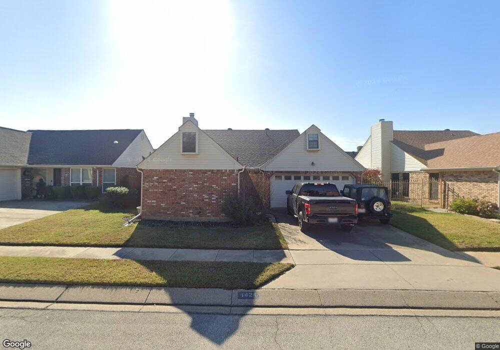 1424 Autumn Chase Square, Bedford, TX 76022 - photo 1