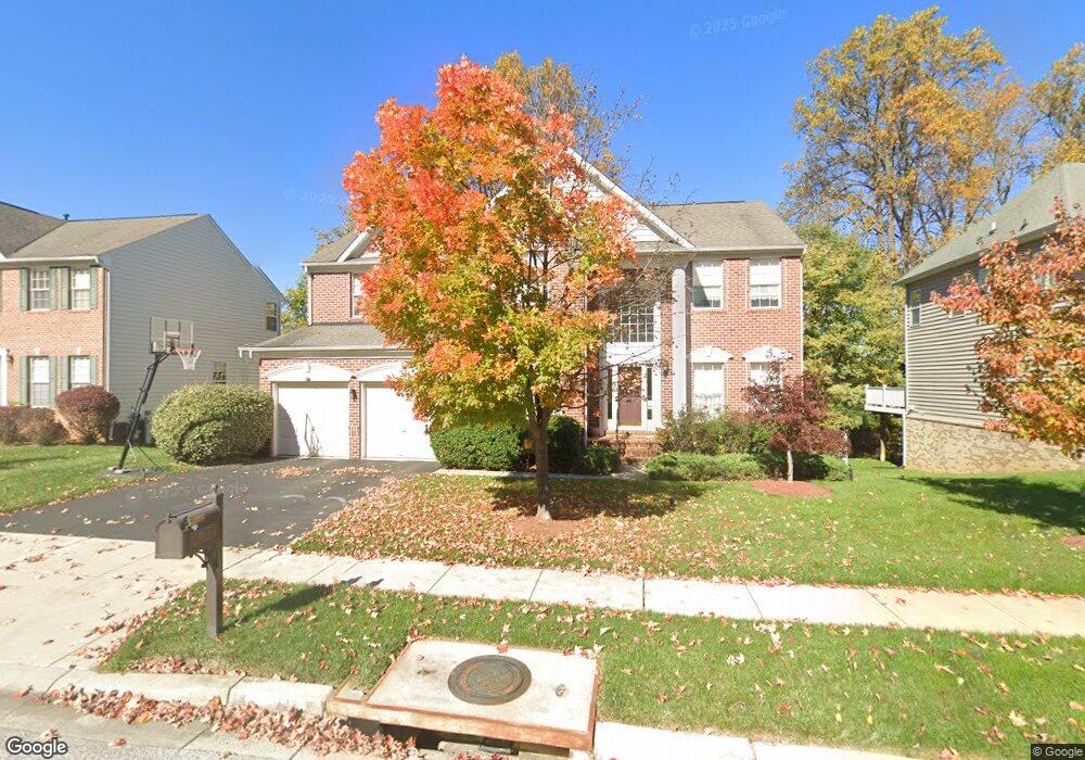 4877 Royal Coachman Dr, Elkridge, MD 21075 - photo 1