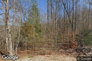 675 Left Fork of Lower Pigeon Rd, Ashcamp, KY 41512