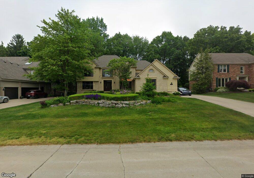 3728 Merriweather Ln, Rochester Hills, MI 48306 - photo 1