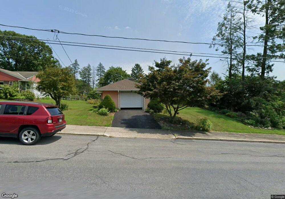 229 N 9th St, Lehighton, PA 18235 - photo 1