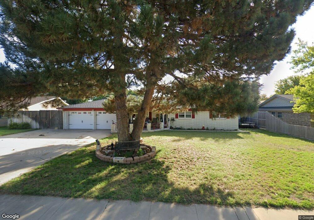 617 Bennett Dr, Dumas, TX 79029 - photo 1