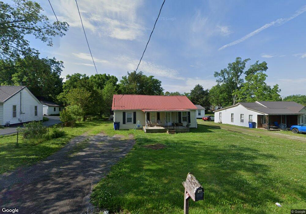 211 Austin Ave, Shelbyville, TN 37160 - photo 1