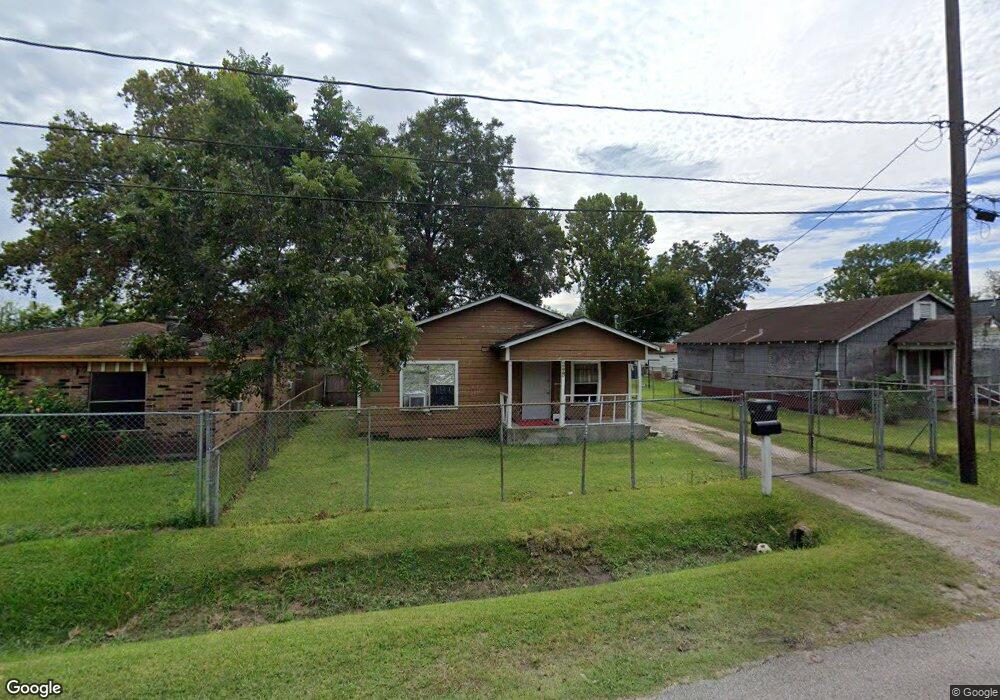 2604 Linder St, Houston, TX 77026 - photo 1
