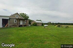 208 Eblin Rd, Texico, IL 62889