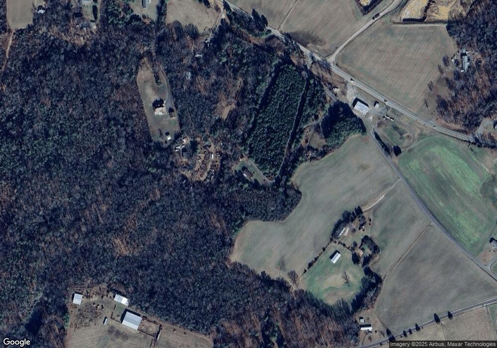 2137 Claymont Rd, Colonial Beach, VA 22443 - photo 1