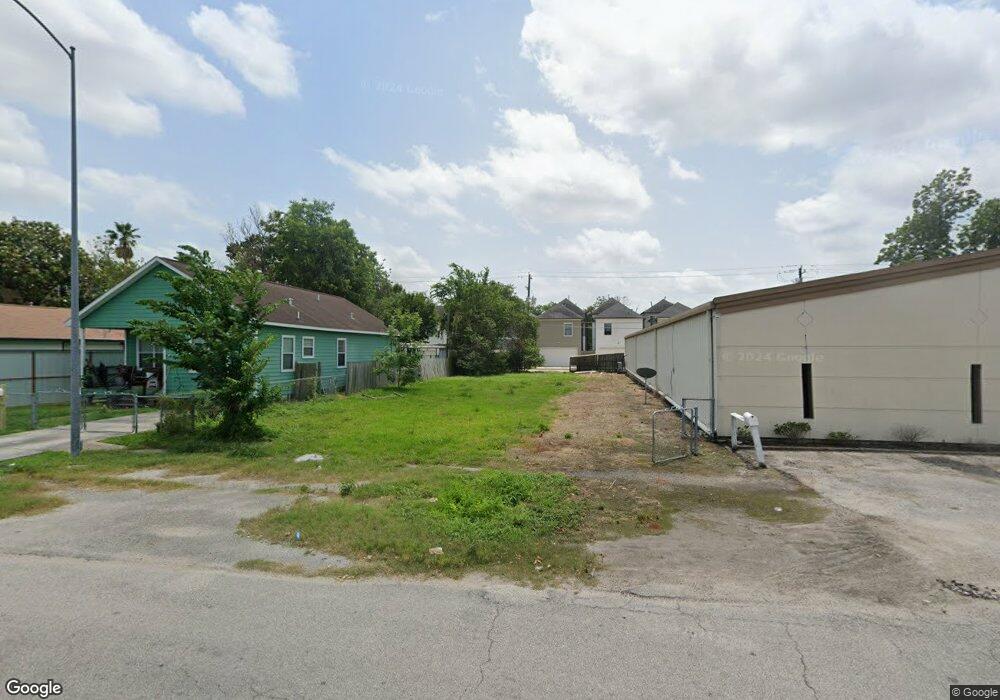 336 W 28th St, Houston, TX 77008 - photo 1