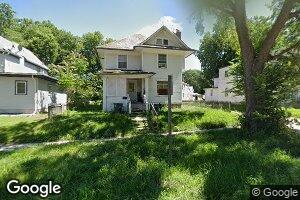 621 W 9th St, Waterloo, IA 50702