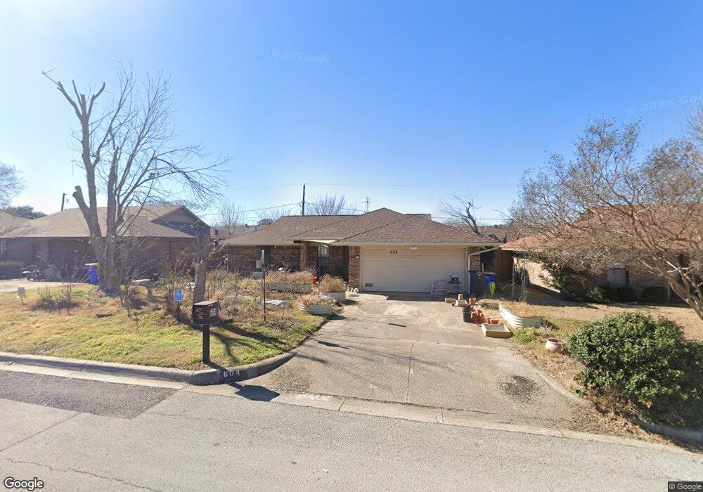 604 Allencrest Dr, Fort Worth, TX 76108 - photo 1