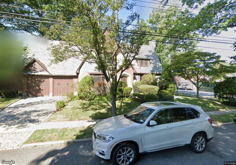 3204 171st St, Flushing, NY 11358 - photo 1