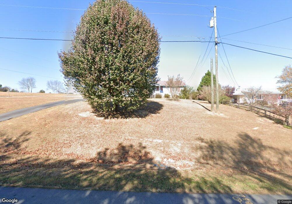 688 Lovebridge Rd NE, Calhoun, GA 30701 - photo 1